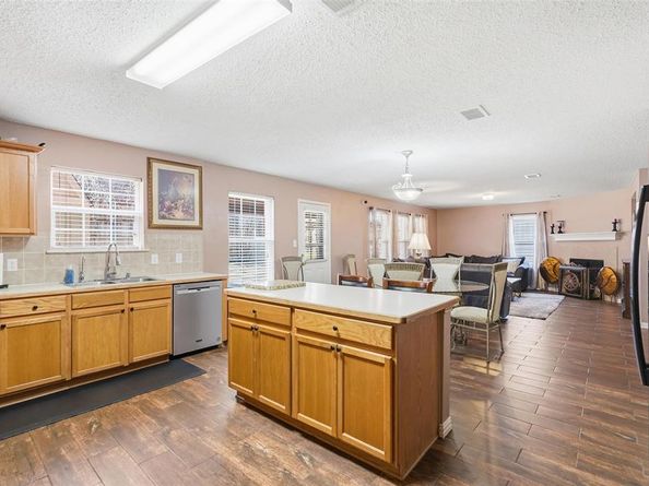 1632  Lionheart Drive , Little Elm Texas 75036