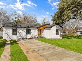 2837  Elsie Faye Heggins Street , Dallas Texas 75215