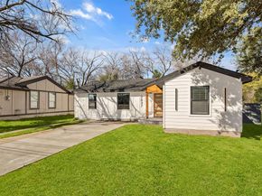 2837  Elsie Faye Heggins Street , Dallas Texas 75215