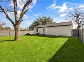 2837  Elsie Faye Heggins Street , Dallas Texas 75215