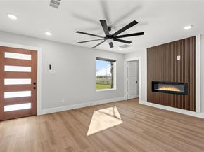 2837  Elsie Faye Heggins Street , Dallas Texas 75215