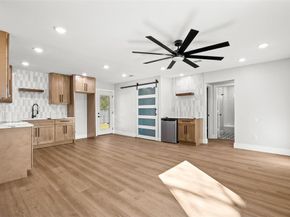 2837  Elsie Faye Heggins Street , Dallas Texas 75215