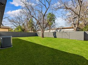 2837  Elsie Faye Heggins Street , Dallas Texas 75215