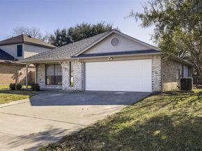 1610  Oxford Drive , Mansfield Texas 76063
