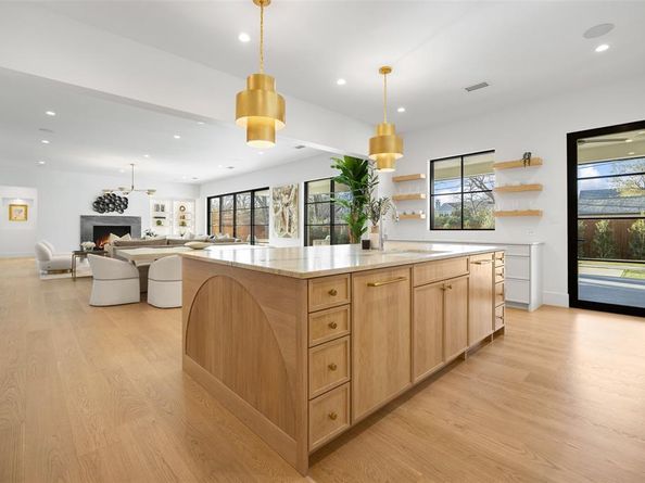 8567  Santa Clara Drive , Dallas Texas 75218