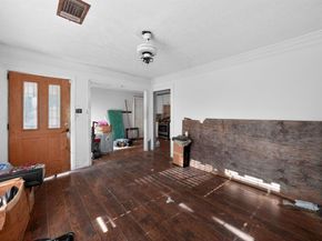 8641  Craige Drive , Dallas Texas 75217