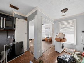 8641  Craige Drive , Dallas Texas 75217