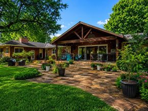 1402  Verano Drive , Dallas Texas 75218