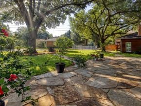1402  Verano Drive , Dallas Texas 75218