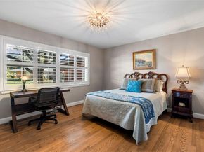 1402  Verano Drive , Dallas Texas 75218