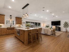 1402  Verano Drive , Dallas Texas 75218