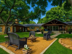 1402  Verano Drive , Dallas Texas 75218