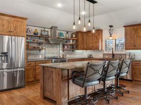 1402  Verano Drive , Dallas Texas 75218