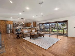 1402  Verano Drive , Dallas Texas 75218