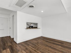 954 S Weatherred Drive , Richardson Texas 75080