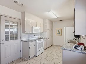 1105  Springdale Road , Bedford Texas 76021