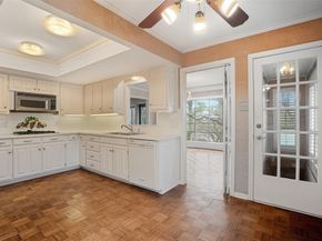 1004  Crowley Road , Arlington Texas 76012