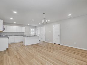 320 W Gambrell Street , Fort Worth Texas 76115