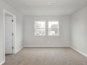 320 W Gambrell Street , Fort Worth Texas 76115