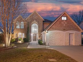 718  Castlewood Drive , Garland Texas 75040