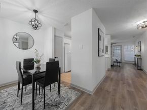 5981  Arapaho Road  305, Dallas Texas 75248