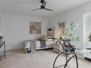 5981  Arapaho Road  305, Dallas Texas 75248