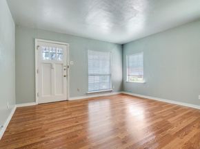 1549  Vermont Avenue , Dallas Texas 75216