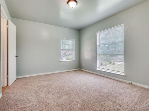 1549  Vermont Avenue , Dallas Texas 75216