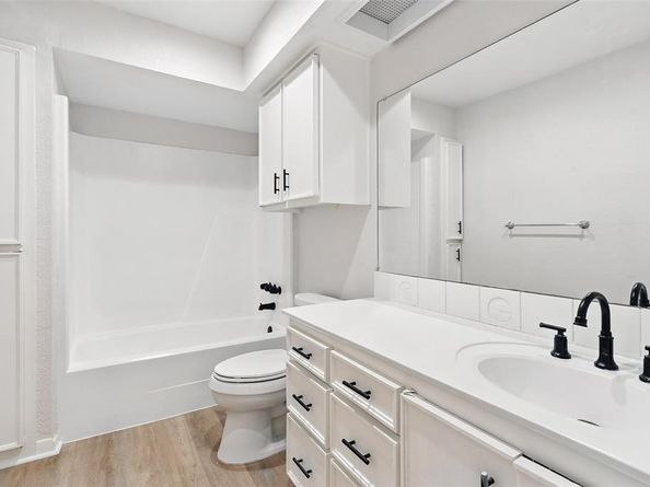 1410  Surrey Court , Garland Texas 75043