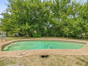 125  Roundtree Drive , Crowley Texas 76036