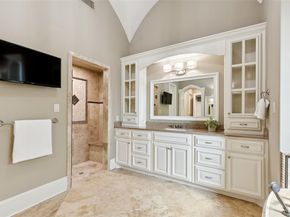 2624  Sir Gawain Lane , Lewisville Texas 75056