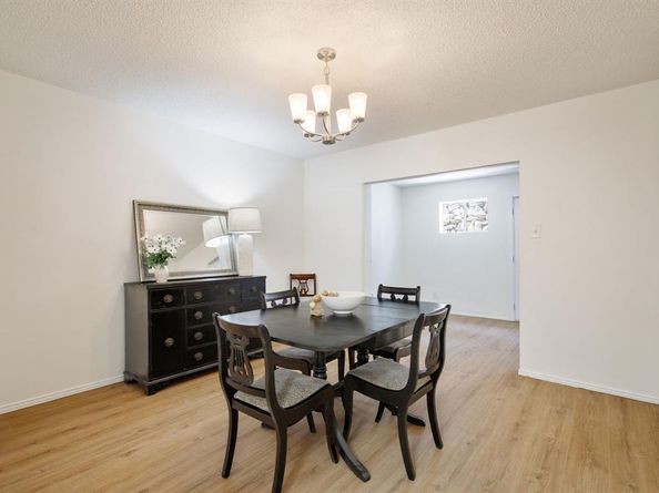 5949  Copperwood Lane  1158, Dallas Texas 75248