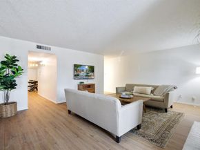 5949  Copperwood Lane  1158, Dallas Texas 75248