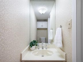 5949  Copperwood Lane  1158, Dallas Texas 75248