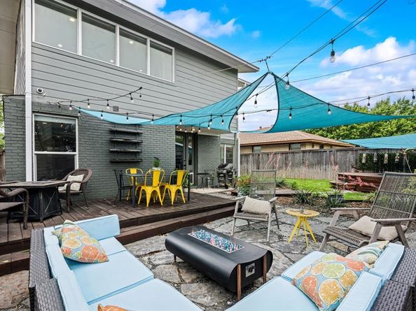 2547  Wentworth Street , Dallas Texas 75211