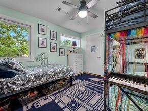 2547  Wentworth Street , Dallas Texas 75211