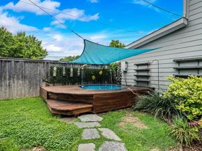 2547  Wentworth Street , Dallas Texas 75211