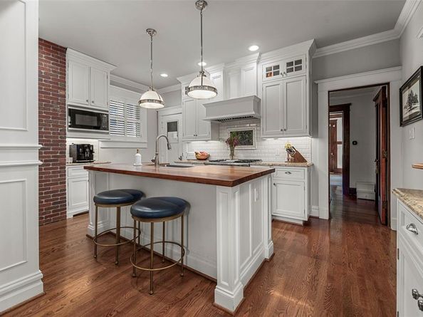 1309  Elizabeth Boulevard , Fort Worth Texas 76110