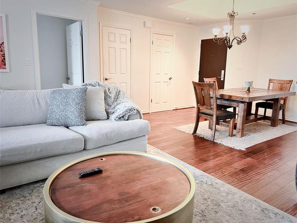5909  Luther Lane  801, Dallas Texas 75225