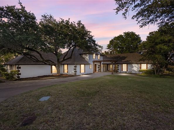 200  Green River Trail , Fort Worth Texas 76103