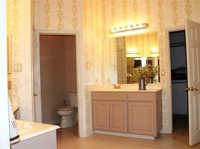 1614  Villa Court , Corinth Texas 76210