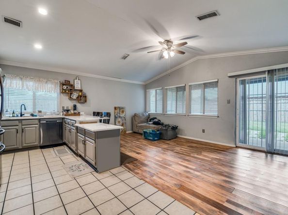 1400  Pecos Street , Mesquite Texas 75150