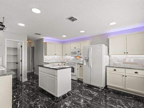 5613  Camarillo Drive , Fort Worth Texas 76244