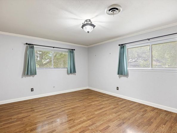 6013  Wisen Avenue , Fort Worth Texas 76133