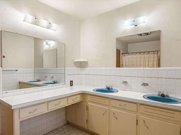 6013  Wisen Avenue , Fort Worth Texas 76133