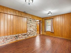 6013  Wisen Avenue , Fort Worth Texas 76133