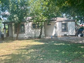 312 N Retta Street , Fort Worth Texas 76111