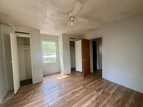 312 N Retta Street , Fort Worth Texas 76111