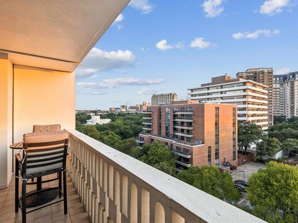 3701  Turtle Creek Boulevard  8H, Dallas Texas 75219