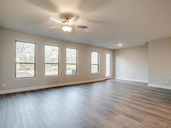 6911  Yellow Hammer Way , Arlington Texas 76001